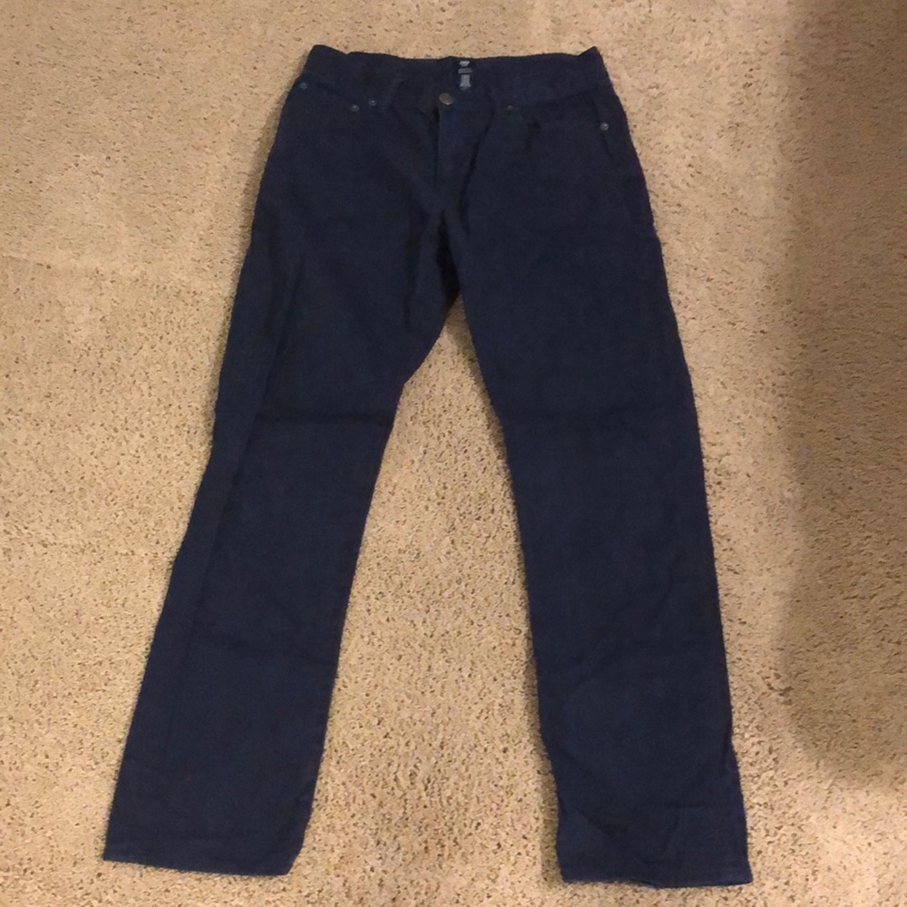 Gap navy Khakis. Size 30/32 straight fit. Worn once.